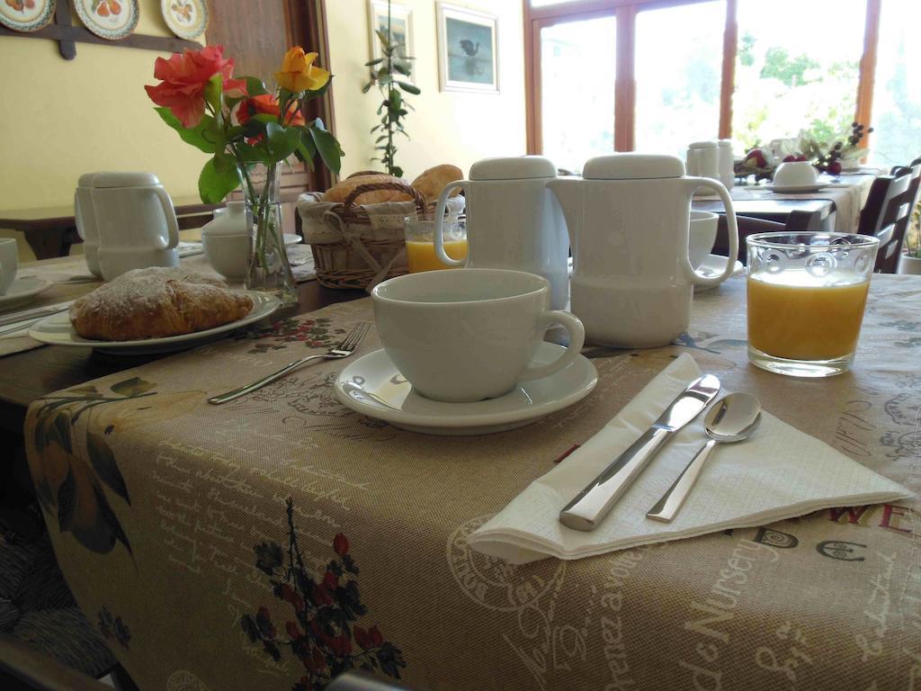 Al Pic De Corone Bed and Breakfast Terzo d' Aquileia Exteriör bild