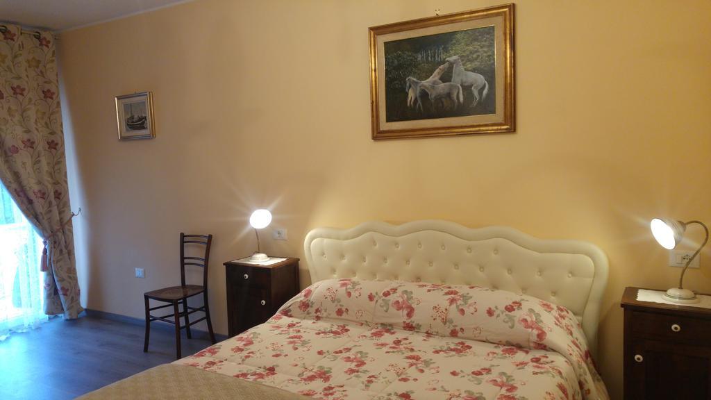 Al Pic De Corone Bed and Breakfast Terzo d' Aquileia Exteriör bild